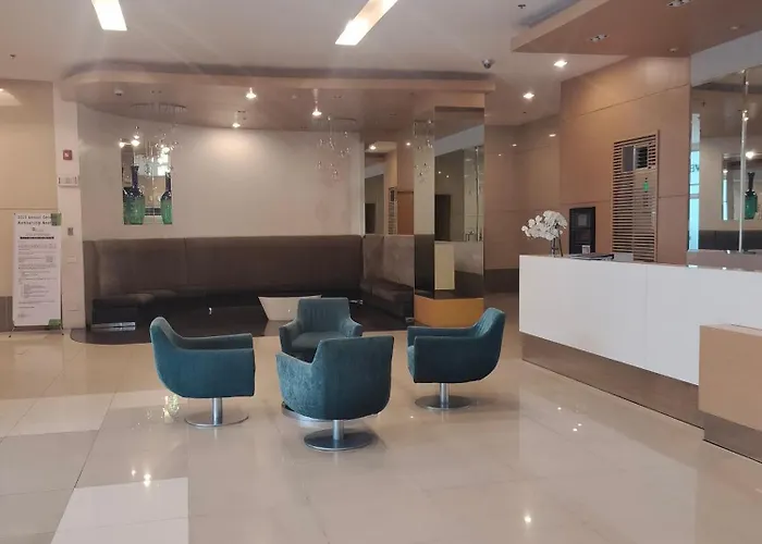 Holiday home Modern In Quezon With Private Pool And Views *