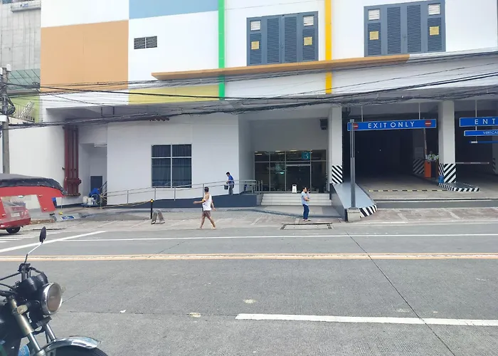 Modern In Quezon With Private Pool And Views Holiday home *