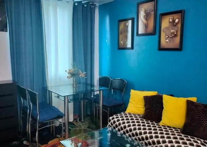 Holiday home Modern In Quezon With Private Pool And Views Manila